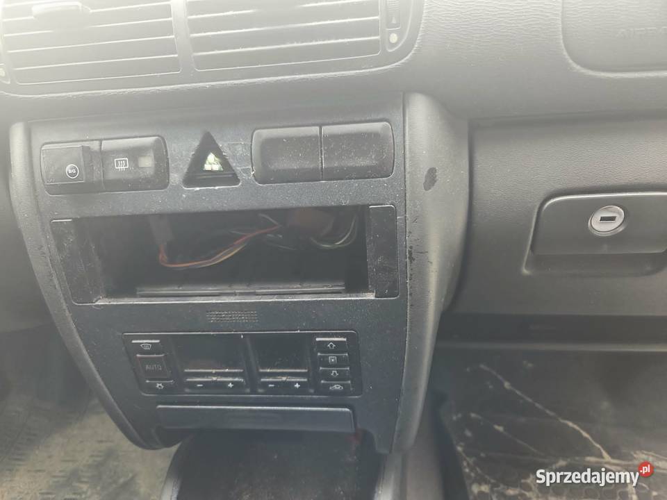 syndyk sprzeda AUDI A3 Konin