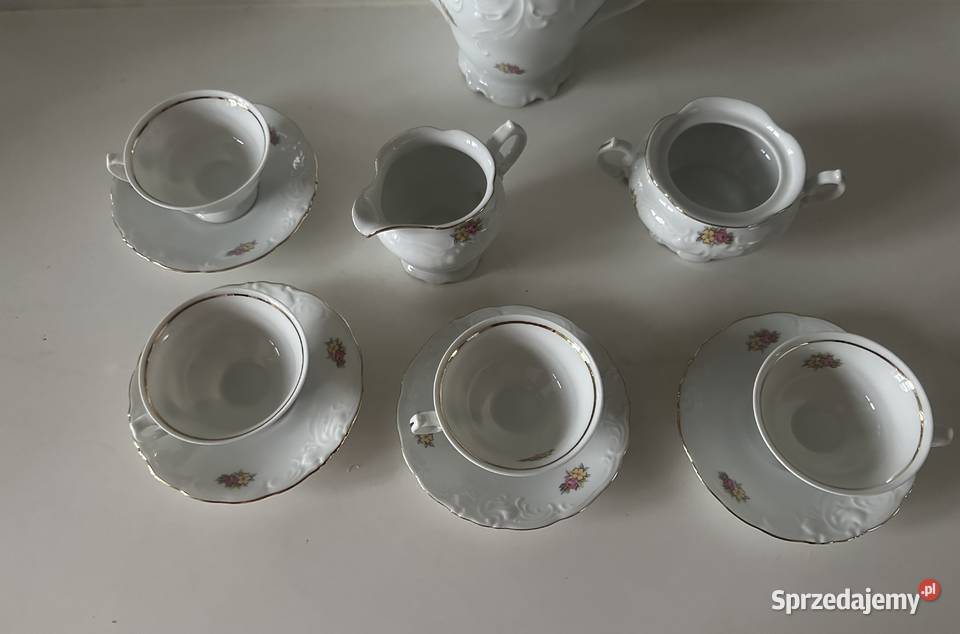 Serwis śniadaniowy porcelana Wawel z lat PRLu Łódź