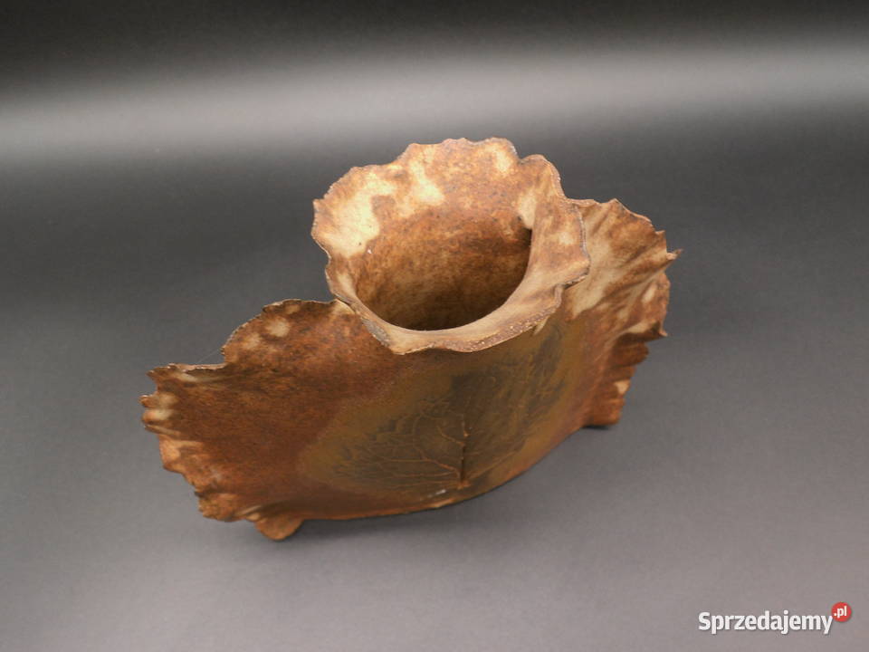 Ceramiczny wazon ręcznie wykonany z odciskiem wielkopolskie Raszków