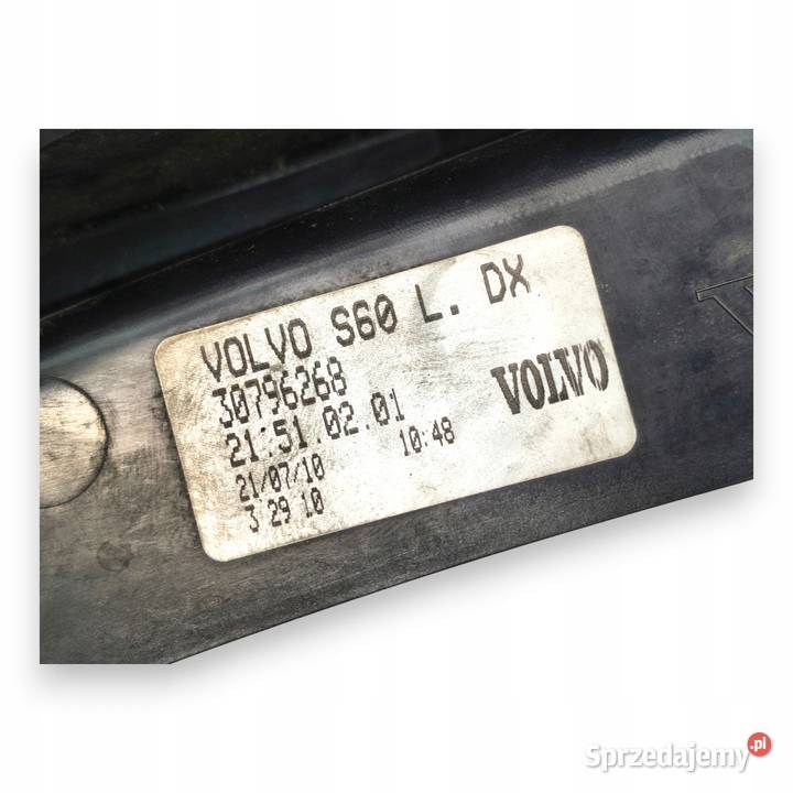 LAMPA PRAWA Volvo S60 II 1013r TYLNIA TYLNA osobowe Lampy tylne