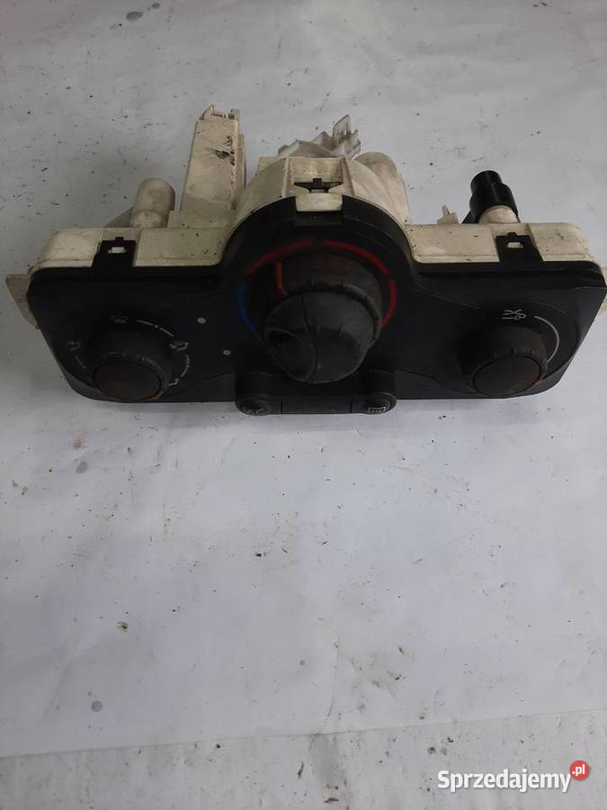 Renault Clio III Modus panel klimatyzacji osobowe Ksawerów