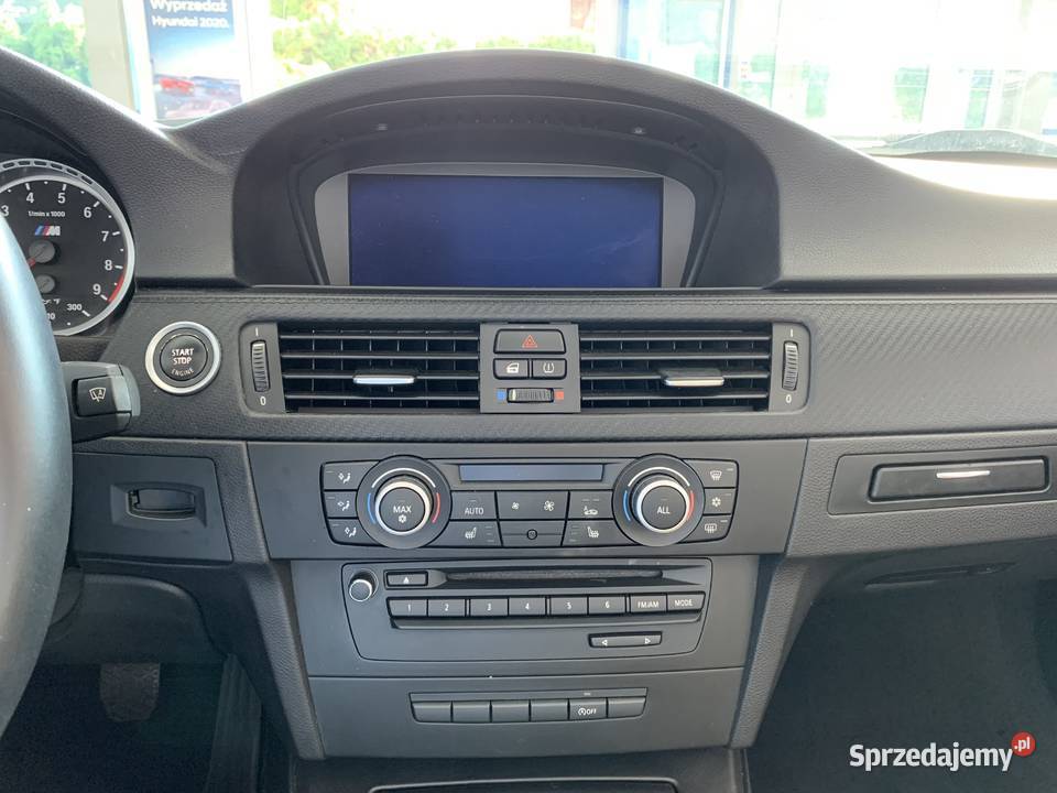 BMW M3 Carbio E93 40 420 2012 Rok produkcji 2012 Kraków