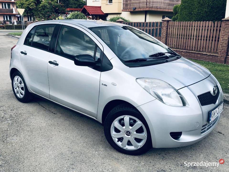 Toyota Yaris II SREBERKO DIESEL KLIMATYZACJA 90 manualna Przeworsk