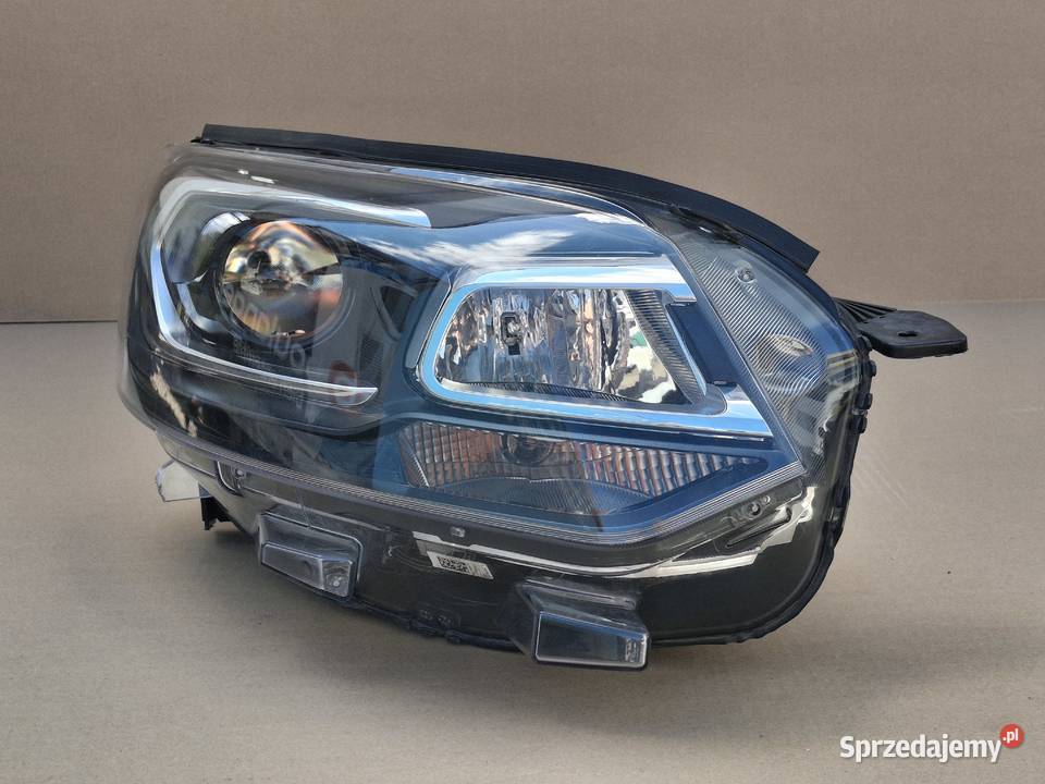CITROEN JUMPY III 3 SPACETOURER LAMPA PRAWA osobowe Bieleń sprzedam