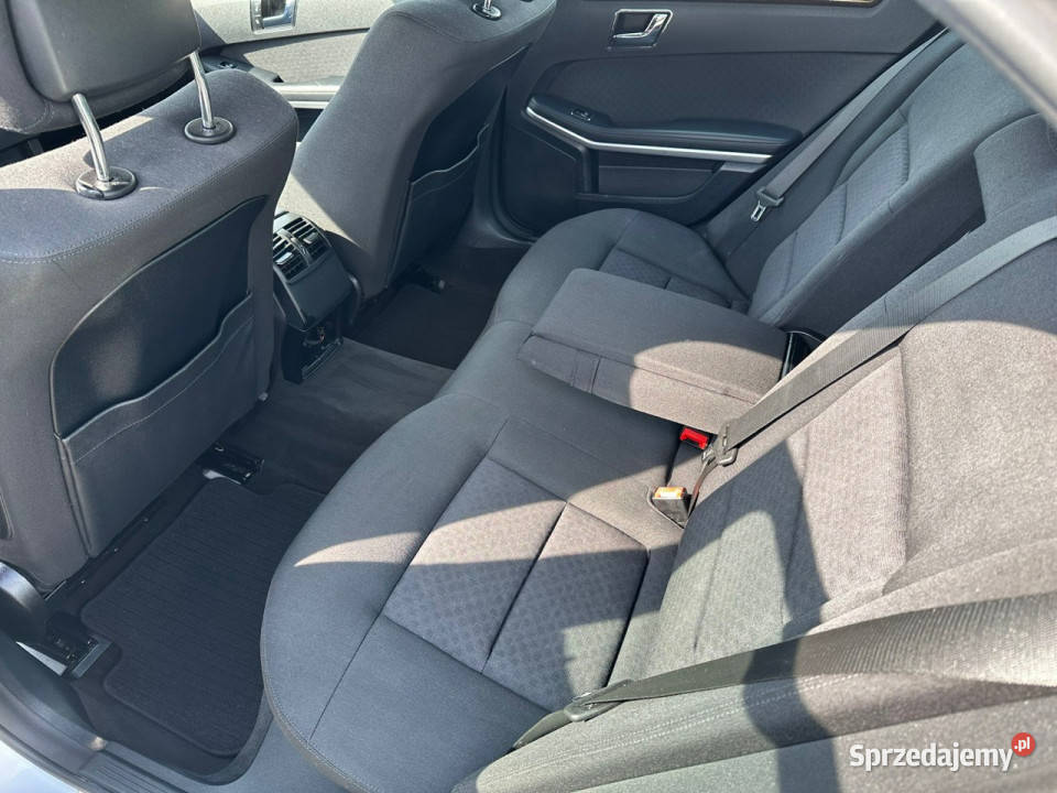 Mercedes E 200 E200 Grzane fotele Klimatronic ABS świętokrzyskie Ostrowiec Świętokrzyski