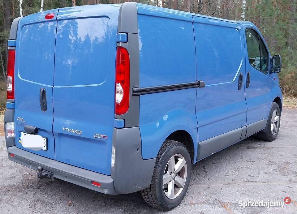 Opel Vivaro 2011r 25 CDTI 140 mocny silnik manualna