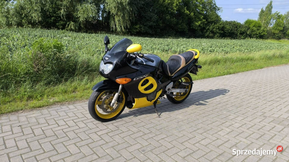 Suzuki GSXF Katana Suzuki GSXF 750 z 1998r 40 Rok produkcji 1998 Pabianice