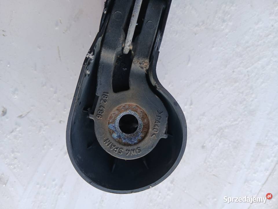 Ramię wycieraczki klapy tył kombi VW PASSAT B5 osobowe