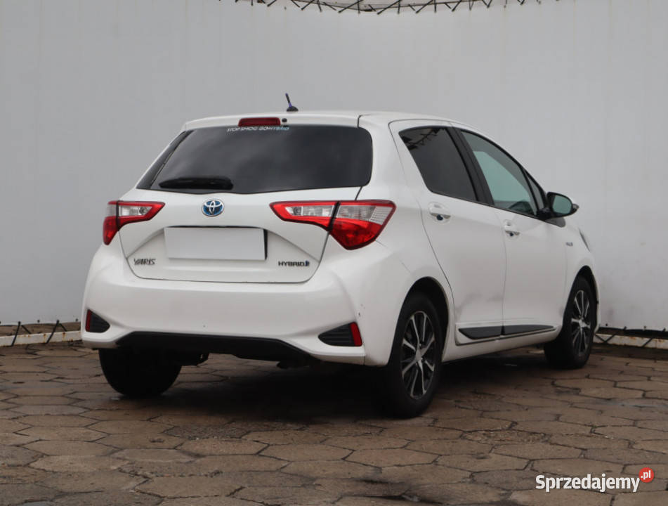Toyota Yaris 15 Hybrid hybryda łódzkie