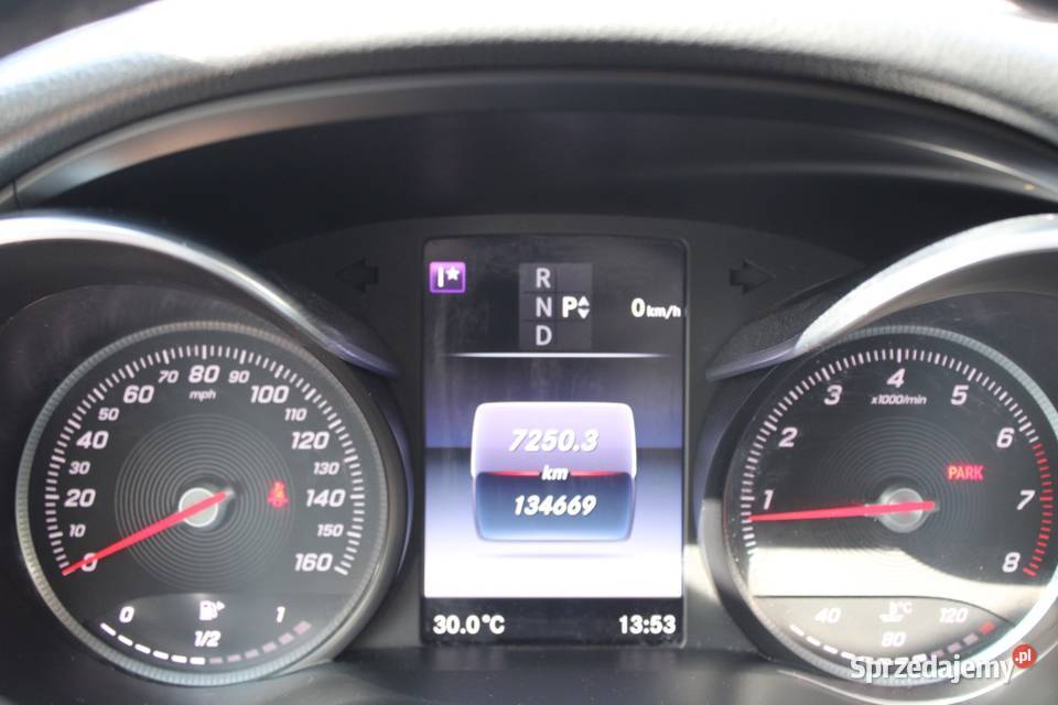 Mercedes Benz W205 C300 4matic 2016 r benzyna Warszawa