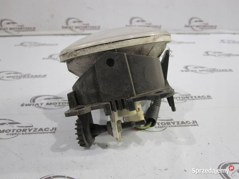 CITROEN DS3 10r halogen prawy przód 9685425280