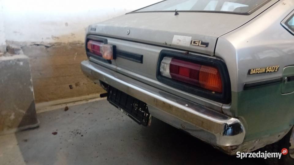 Nissan Datsun y140 2/3 Pozostałe Żary