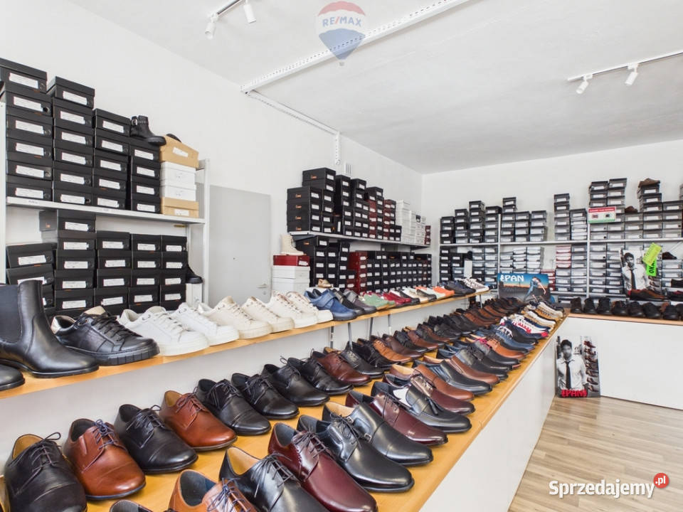 Hala produkcyjna z częścią biurowosocjalną