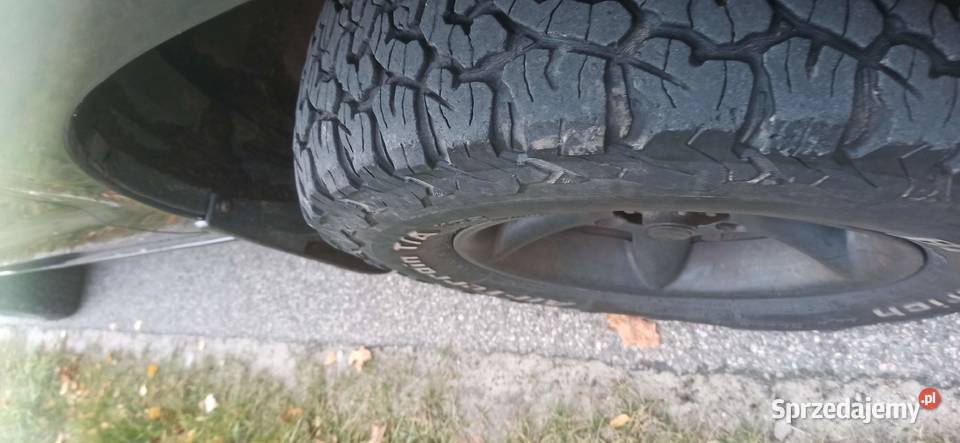 Mazda B 2500 25TD 2001 welurowa tapicerka Bliżyn sprzedam