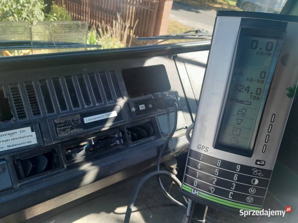 Rozsiewacz wapna nawozu Iveco Magirus 11017AW nieuszkodzony Sadogóra