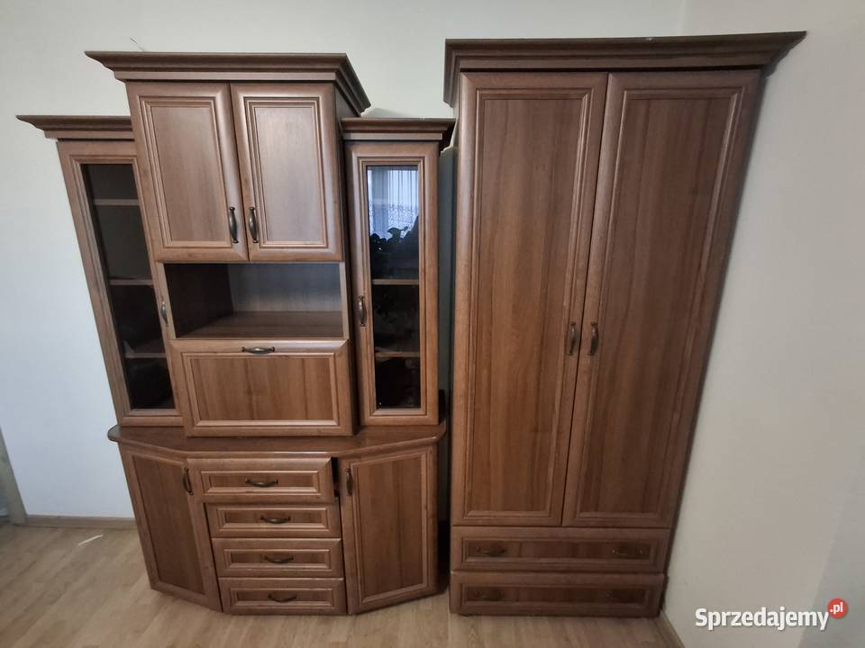 Witryna z komodą sprzedam