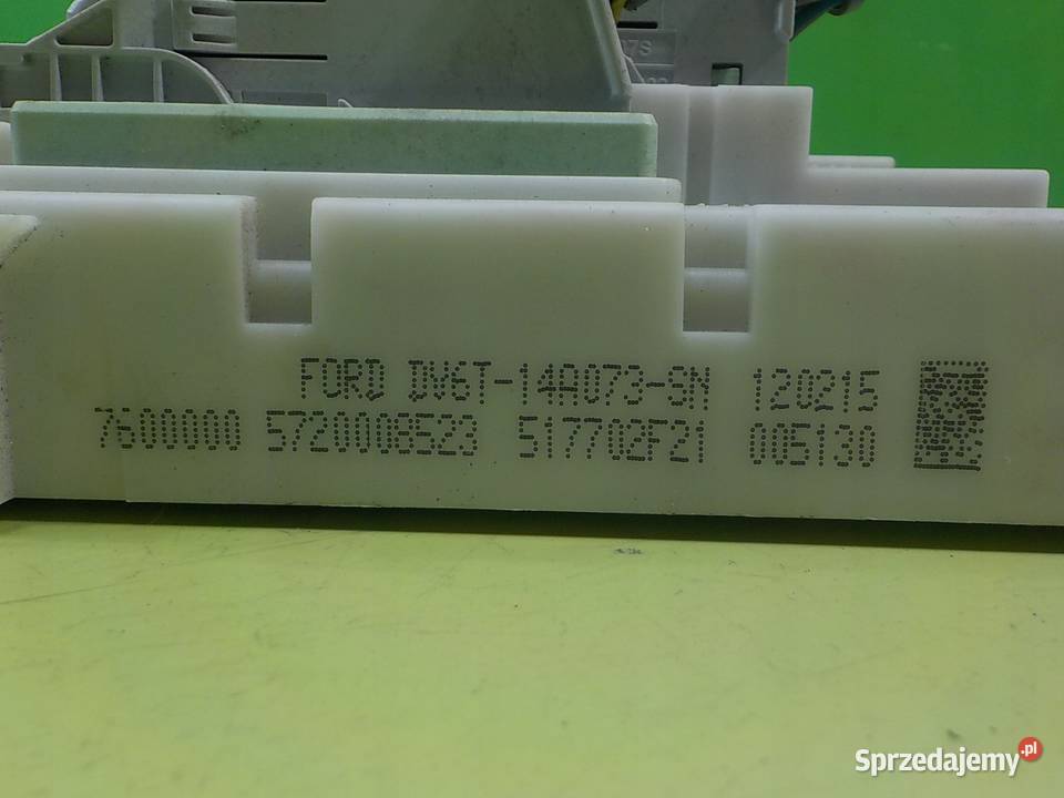 TRANSIT CONNECT MK2 16 TDCI 15r skrzynka Suków sprzedam