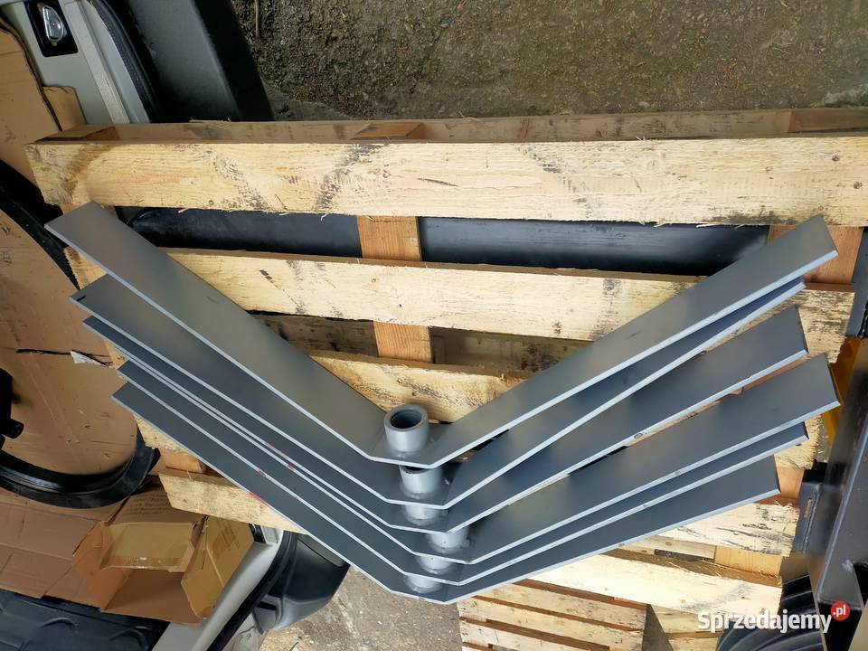 Wspornik siłownika wywrotu przyczepa