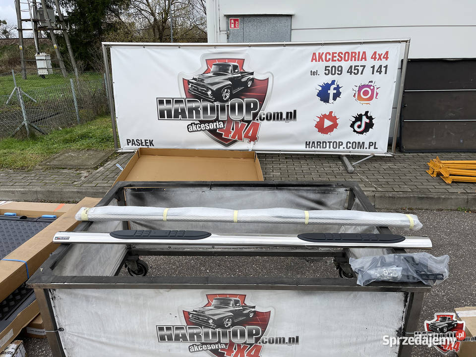 Orurowanie boczne progi Nissan Navara NP300