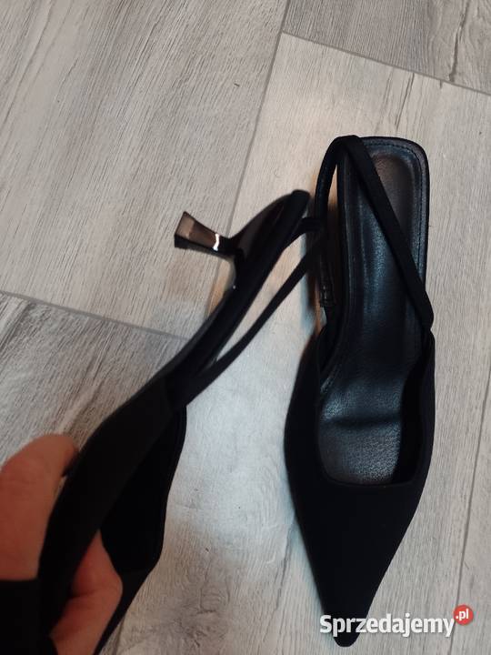 4243 Czarne niskie czółenka wieczorowe z odkrytą Kraków