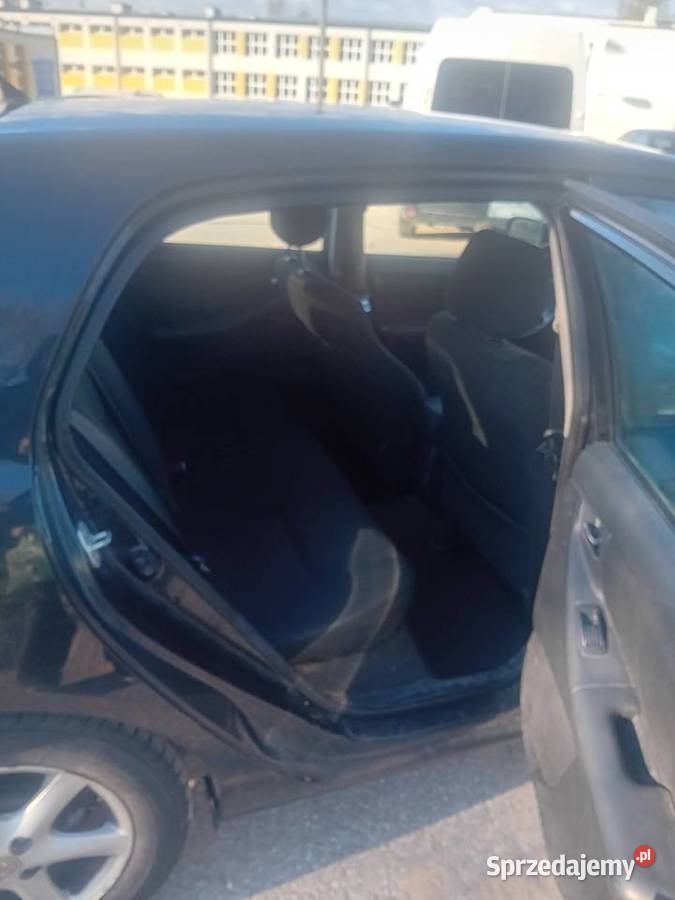 Toyota corolla 20 d4d 116 czarna sprawna 5 drzwi Kielce