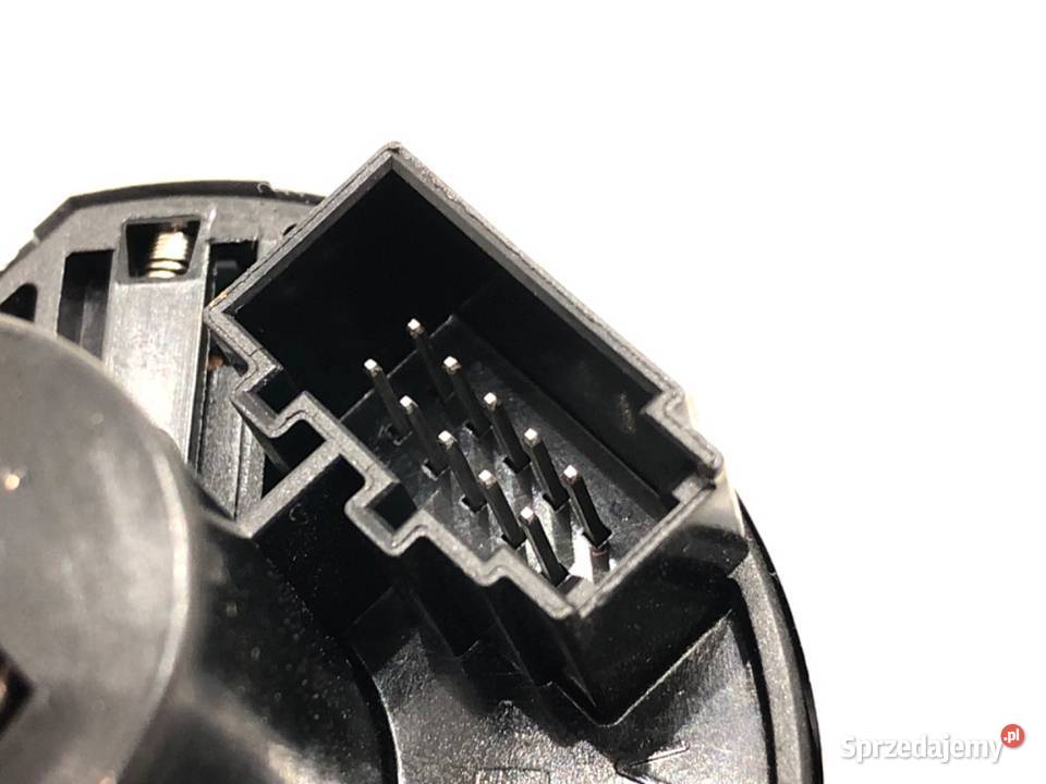 WŁĄCZNIK ŚWIATEŁ SKODA FABIA III 5E0941431G osobowe podkarpackie