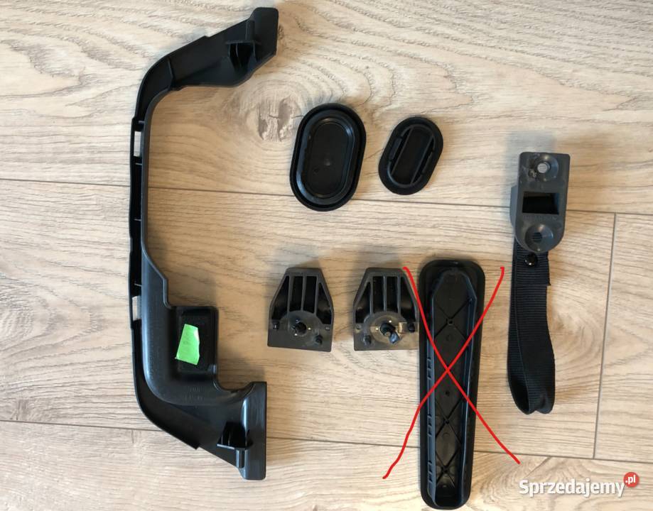 Elementy plastikowe klapy tylnej zaślepki Nowy Sącz