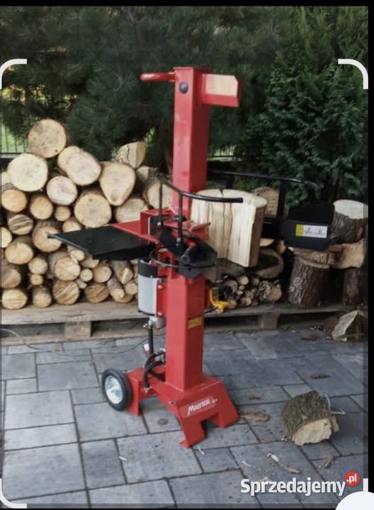 Rąbanie Drewna Maszyną 8 Ton