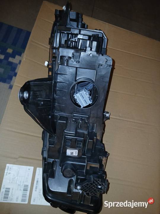 Reflektor lampa prawy przód full led bmw 2 Kraków sprzedam