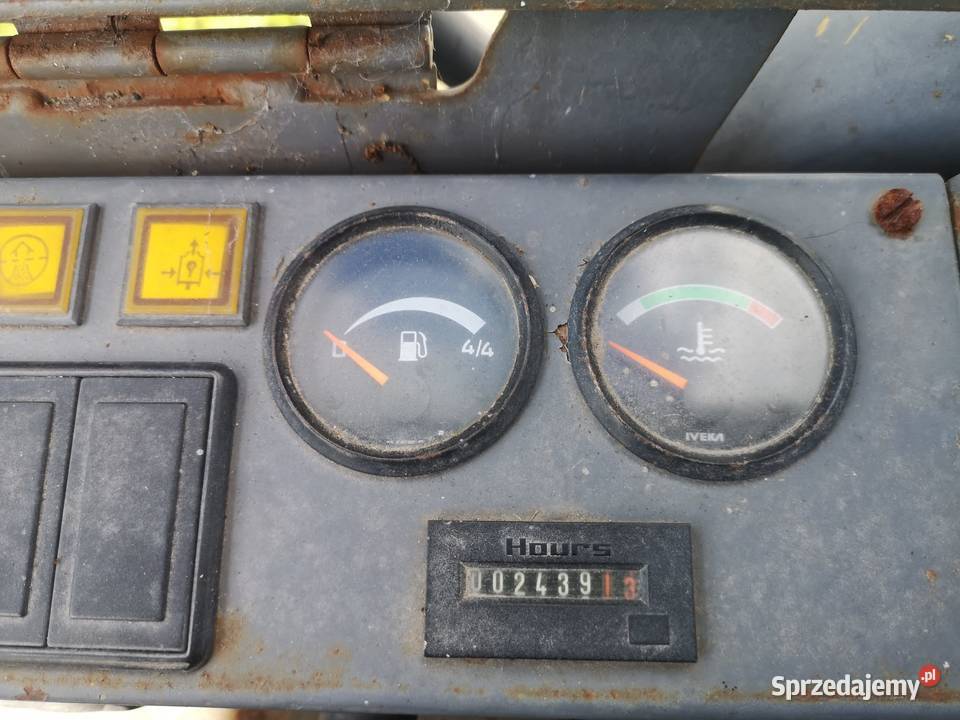 Sprzedam mini koparkę TEREX nie sprzedam