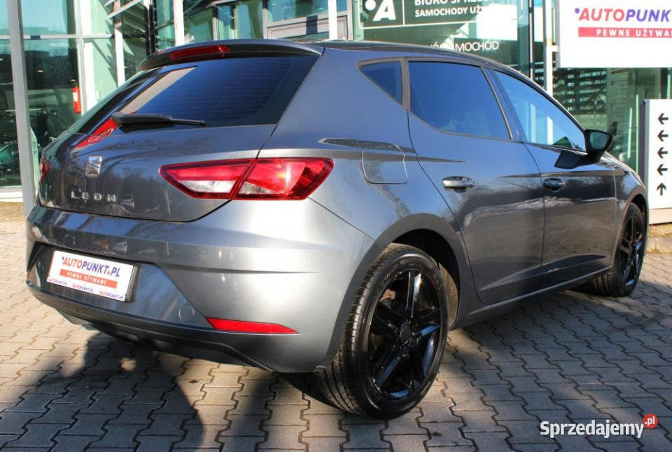 SEAT Leon 2018r Salon IWŁ ASO FV23 Klimatyzacja manualna Chorzów sprzedam