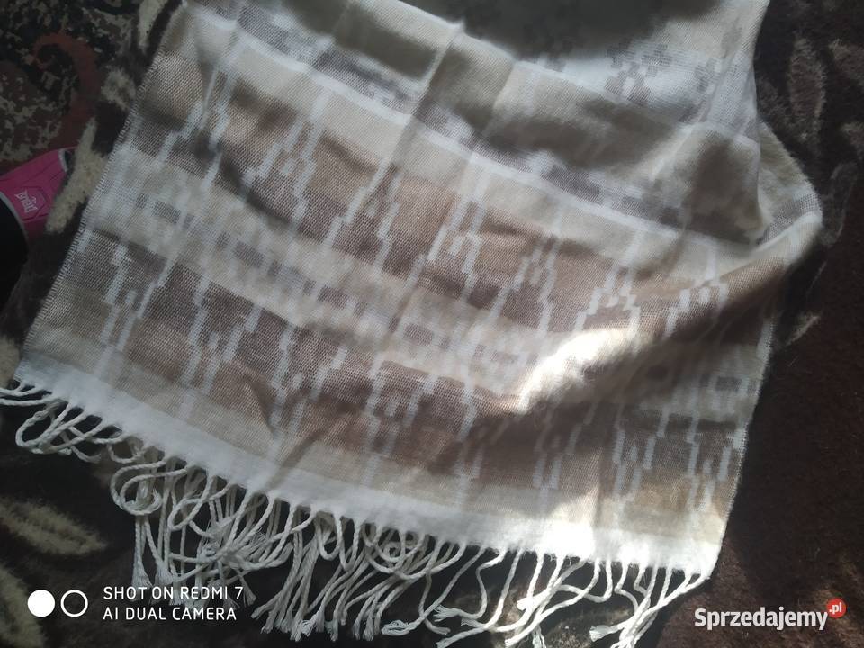 Szal ciepły na zime podkarpackie Łańcut