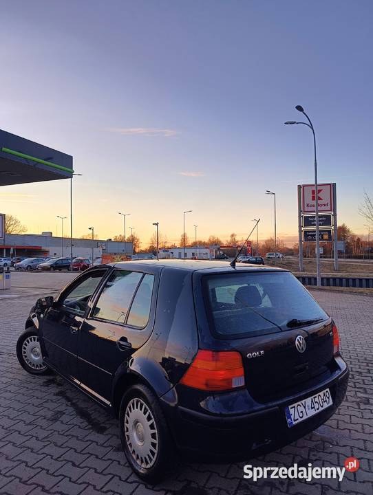 VW Golf IV 16105Benzyna