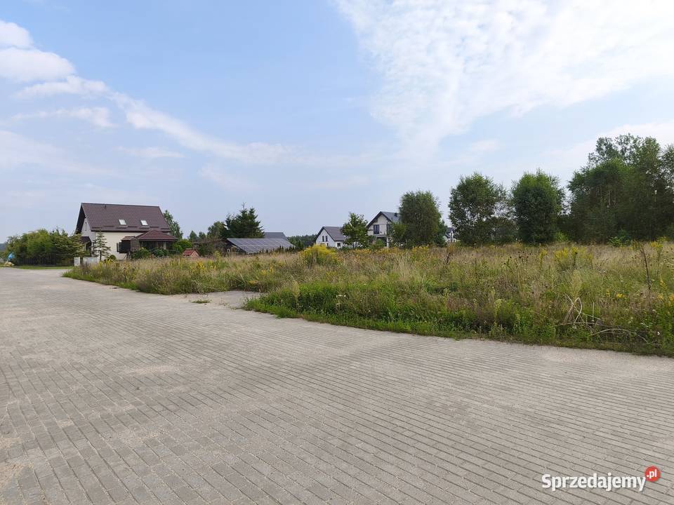 Działka na wsi z miejskimi udogodnieniami 1392m2 Linia sprzedam