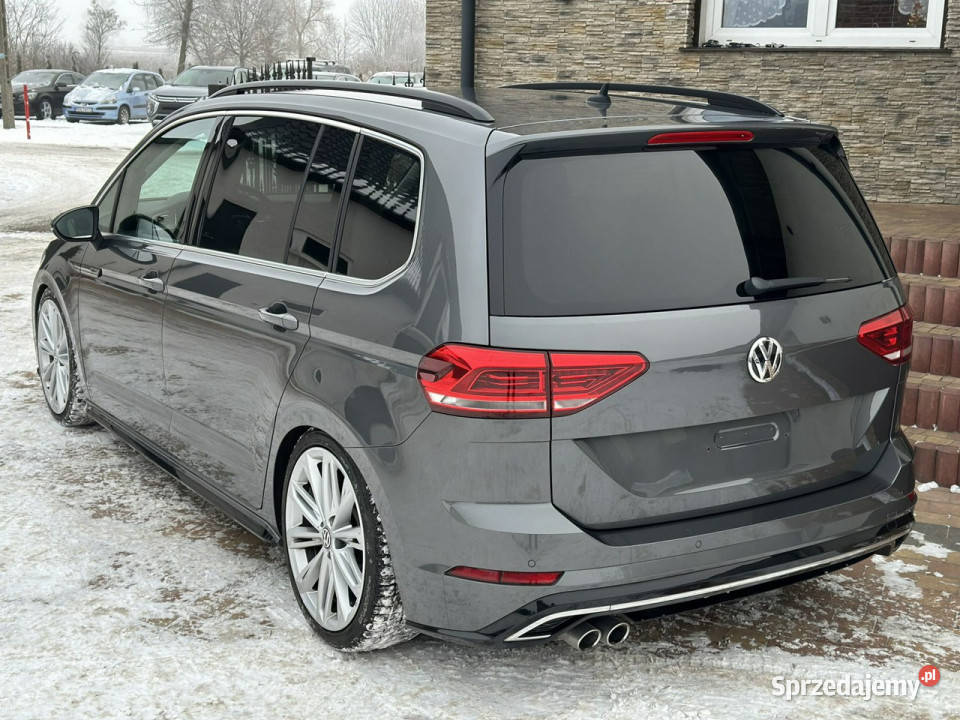 Volkswagen Touran III 2015 2000cm3 Sadlno