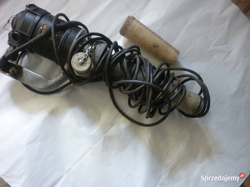 Pompa do przetłaczania oleju i paliwa do czołgu