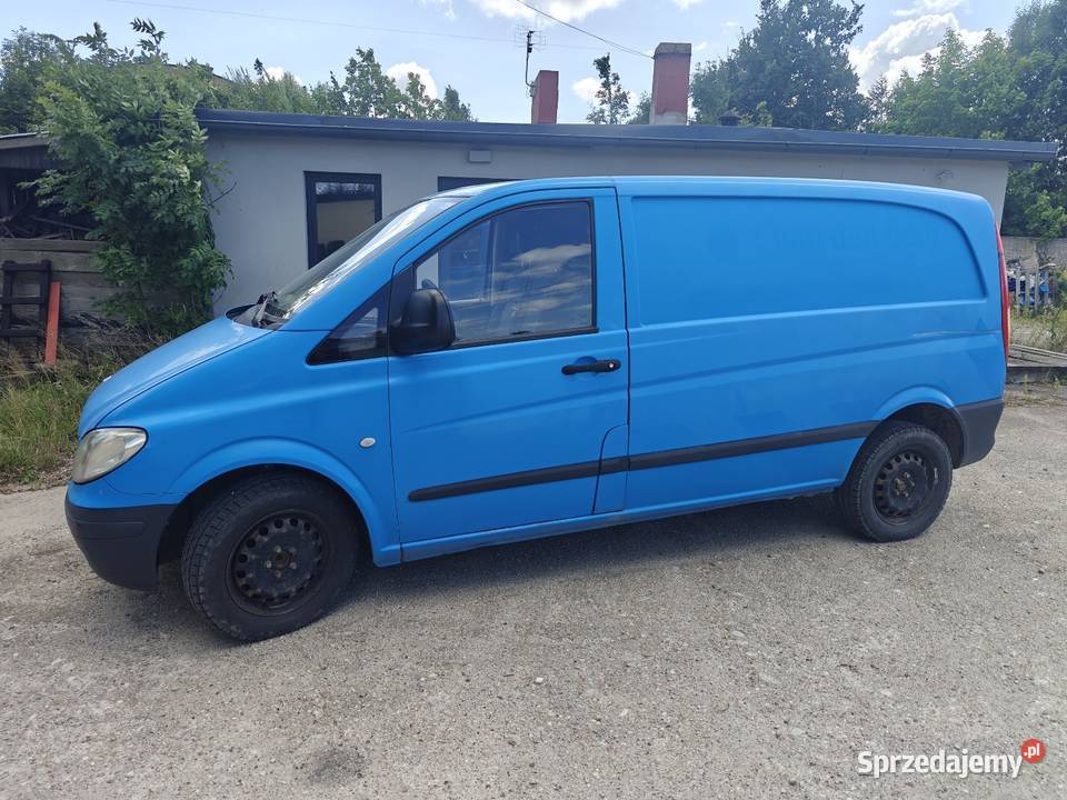 Mercedes Vito 2008r niebieski