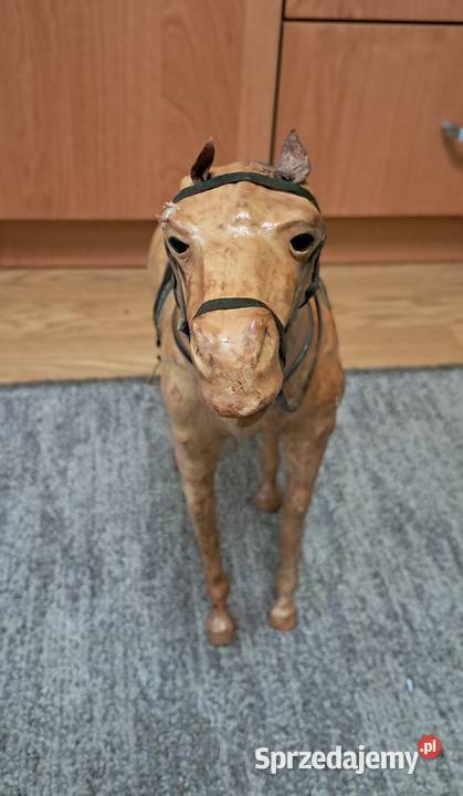 Figura Rzeźba KOŃ ze skóry dekoracja Unikat Suwałki