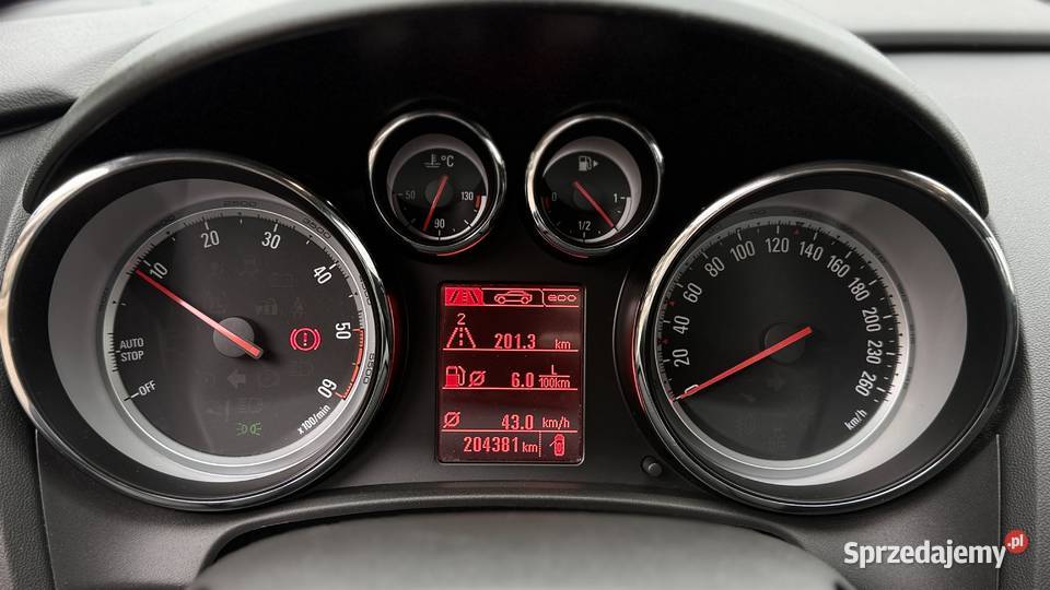 Opel Astra J Sports Tourer 16 CDTI 110 Webasto tempomat Astra Astra Rusko
