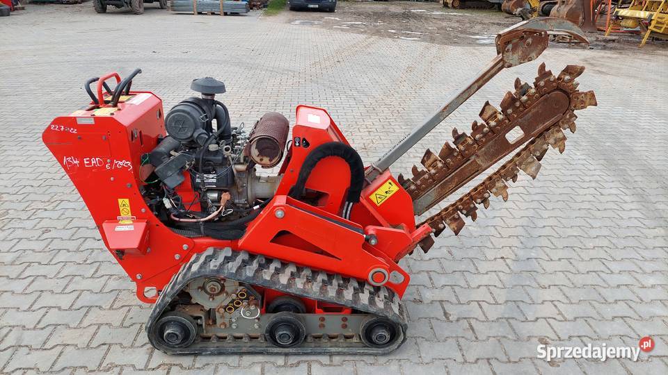Koparka łańcuchowa Ditch Witch C24X 24 Honda