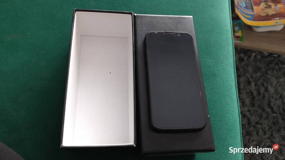 Smartfon Kruger Matz Mist Działa Poręczny Stan