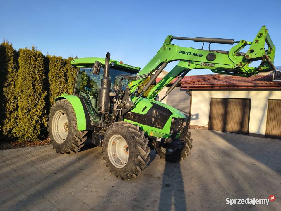 DeutzFahr 5100G z ładowaczem