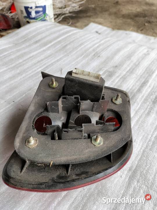 Volvo v40 LAMPA TYŁ TYLNA LEWA Kamień-Kolonia