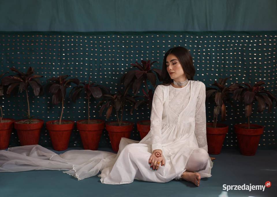 Biała orientalna sukienka XL 42 bawełna haft Szczecin