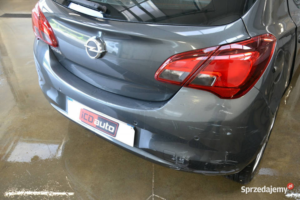 Opel Corsa 14 benzyna 90 ledy climatronic mały