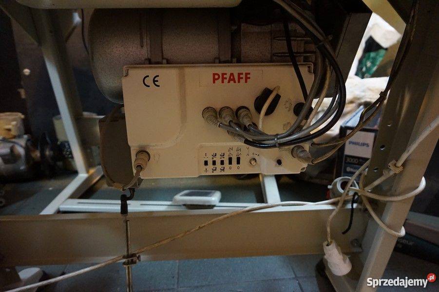 Maszyna do Szycia Pfaff 951 full automat tr igł Wałbrzych