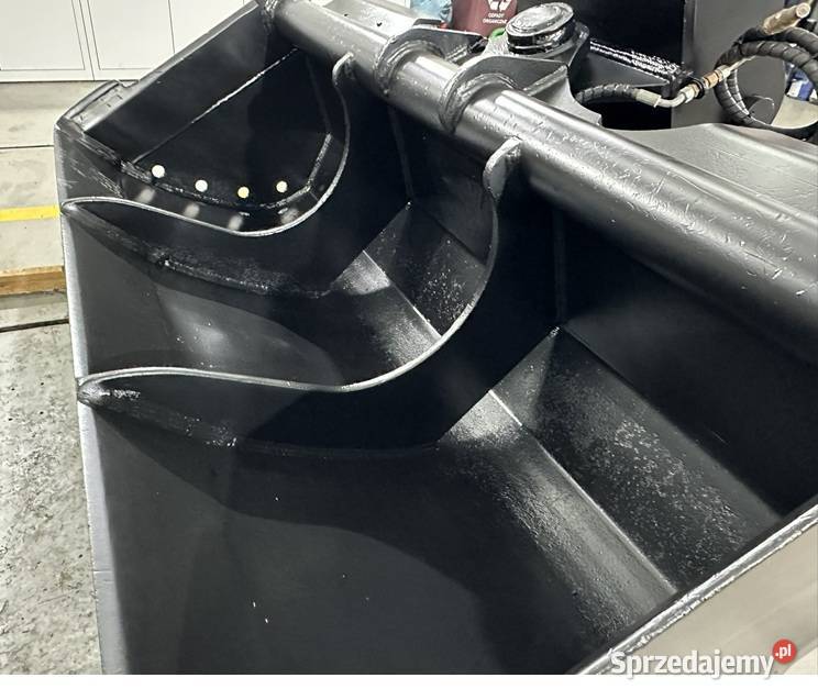 UŻYWANA ŁYŻKA SKARPOWA HYDRAULICZNIE UCHYLNA Osprzęt roboczy Tuliszków