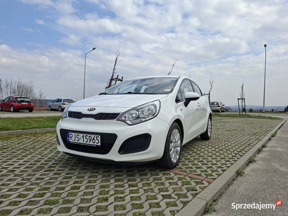 Do sprzedania Kia Rio 12 benzyna 2013 Jasło