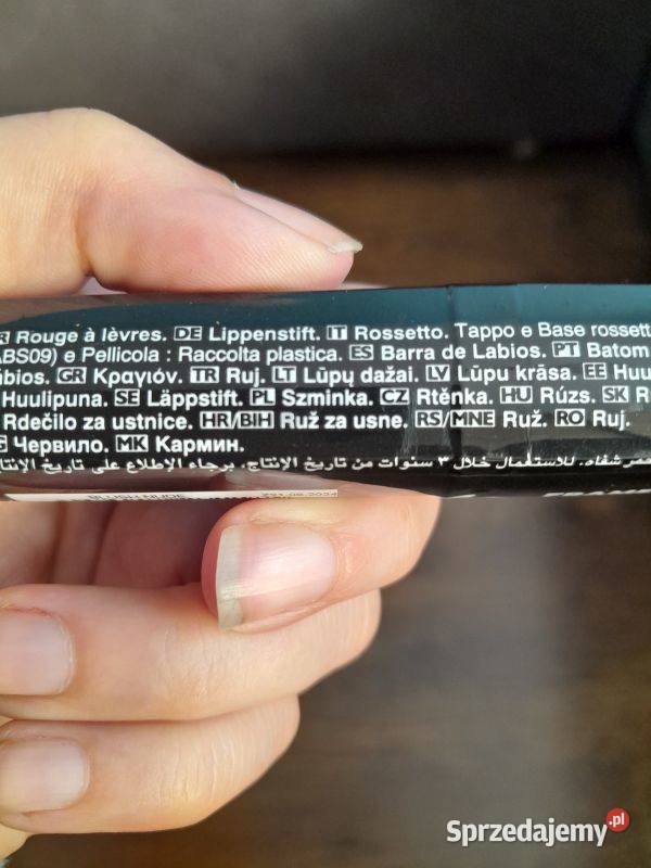 Szminka Avon Ultra Creamy 36g Blush Nude Avon