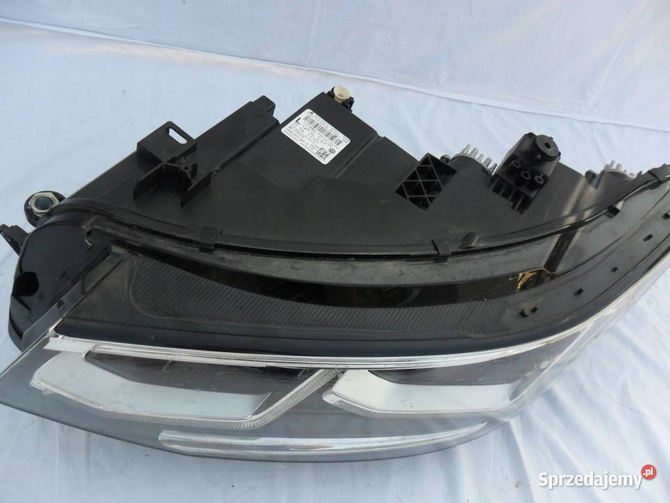 REFLEKTOR PRZÓD STRONA LEWA VOLKSWAGEN TIGUAN osobowe wielkopolskie Nowy Tomyśl